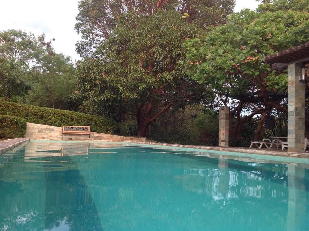 Native House With Beautiful Pool Villa Bagac Exterior photo